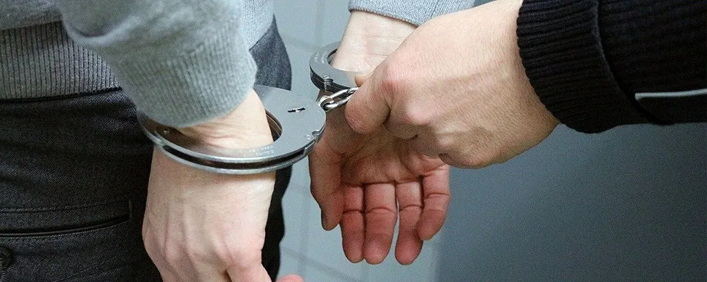 Запрещённая в Российской Федерации общественно-политическая межрегиональная организация националистически-левого характера — «Артподготовка»