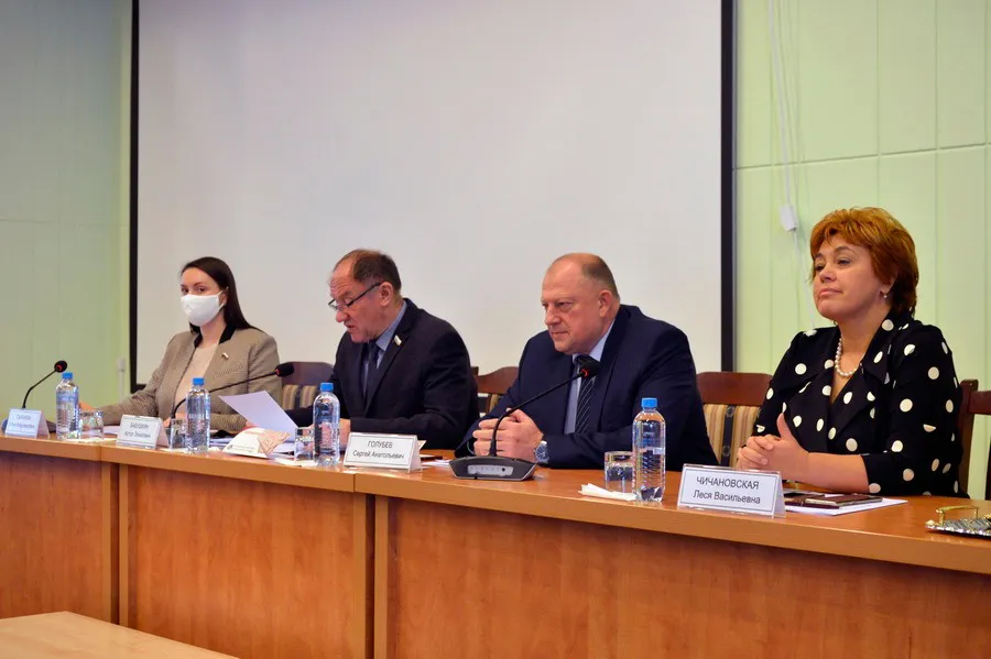 ЖДАТЬ ЛИ QR-КОД НА БУДУЩИЙ ГОД?