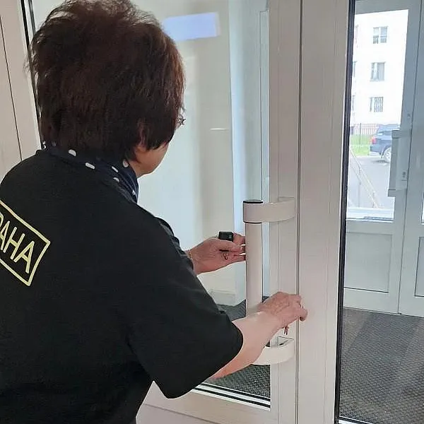 18 июня в Клинике была проведена тактико-специальная тренировка по действиям в случае угрозы совершения террористического акта в форме вооруженного нападения - фото 1
