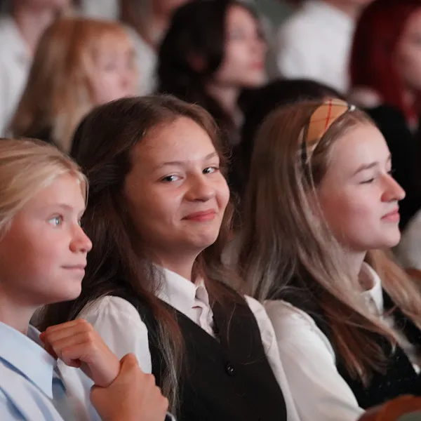 В гимназии ТвГМУ прошла торжественная линейка - фото 1