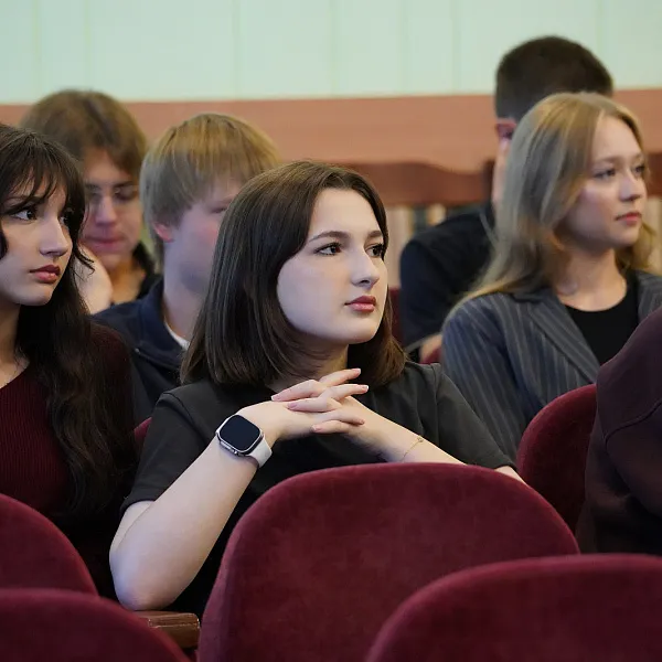 В Гимназии ТвГМУ прошла филологическая викторина «Мы - грамотеи» - фото 6