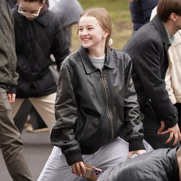 Более 300 студентов-медиков вышли на массовую зарядку - фото 3