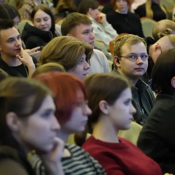 В ТвГМУ стартовала школа наркобезопасного поведения: более 200 первокурсников получили важные знания - фото 2