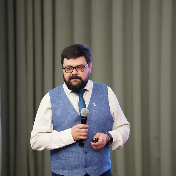 Декан лечебного факультета ТвГМУ рассказал студентам о своей работе в зоне СВО - фото 4