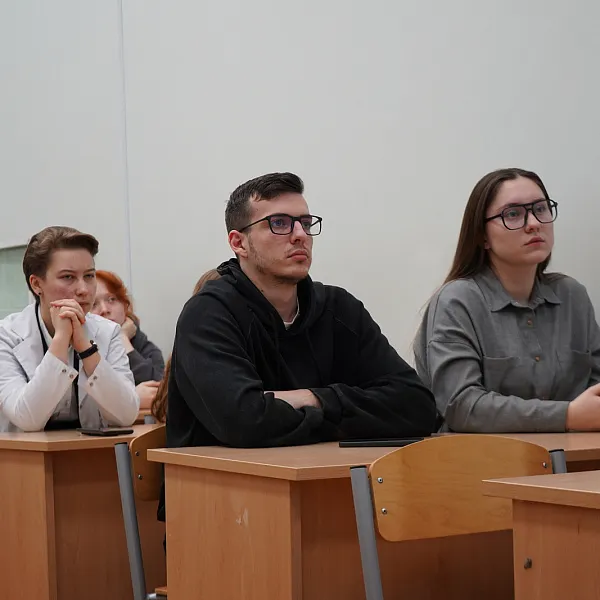 В Школе хирурга ТвГМУ прошла лекция представителя НМИЦ трансплантологии и искусственных органов им. В.И. Шумакова - фото 3