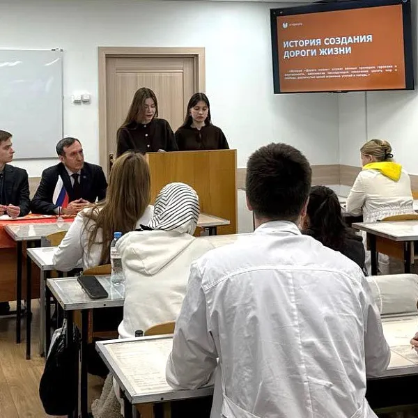 СПК «Я горжусь» Тверского ГМУ организовал мероприятие в честь Дня начала работы ладожской ледовой «Дороги жизни» - фото 2