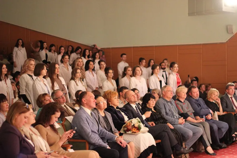 Торжественная церемония вручения дипломов выпускникам – 2023