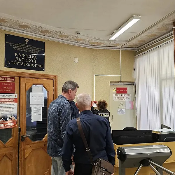 23 июня в Поликлинике была проведена тактико-специальная тренировка по действиям в случае угрозы совершения террористического акта с обнаружением «взрывоопасного предмета» - фото 4