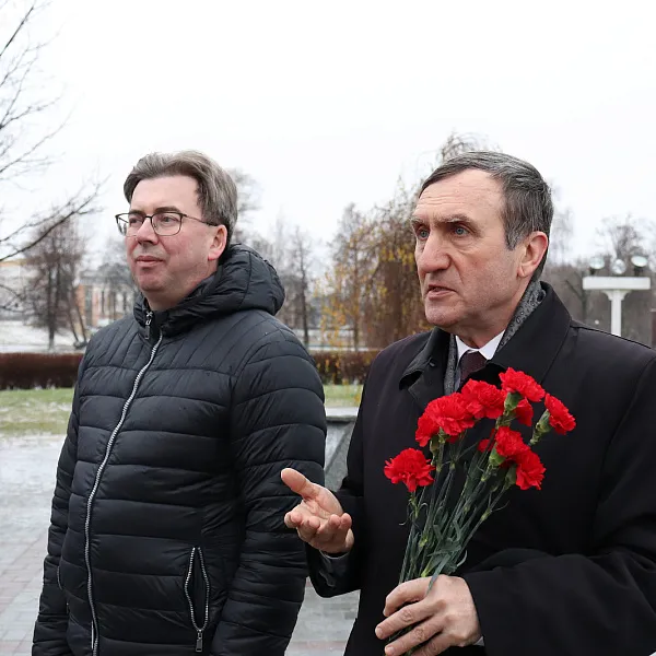 Представители ТвГМУ почтили память освободителей Калинина от фашистов - фото 2