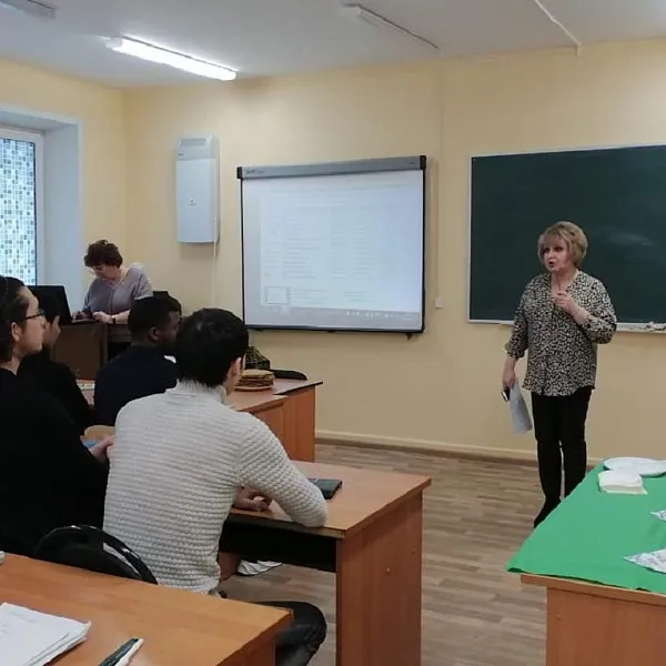 ЗНАКОМСТВО ИНОСТРАННЫХ УЧАЩИХСЯ С РУССКИМИ ТРАДИЦИЯМИ: ПРАЗДНИК «ШИРОКАЯ МАСЛЕНИЦА» - фото 8