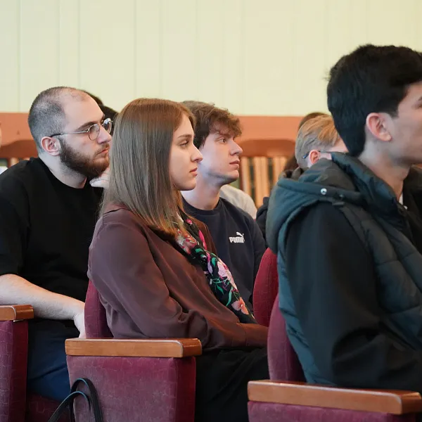 Будущие медики обсудили меры противодействия терроризму и экстремизму - фото 4