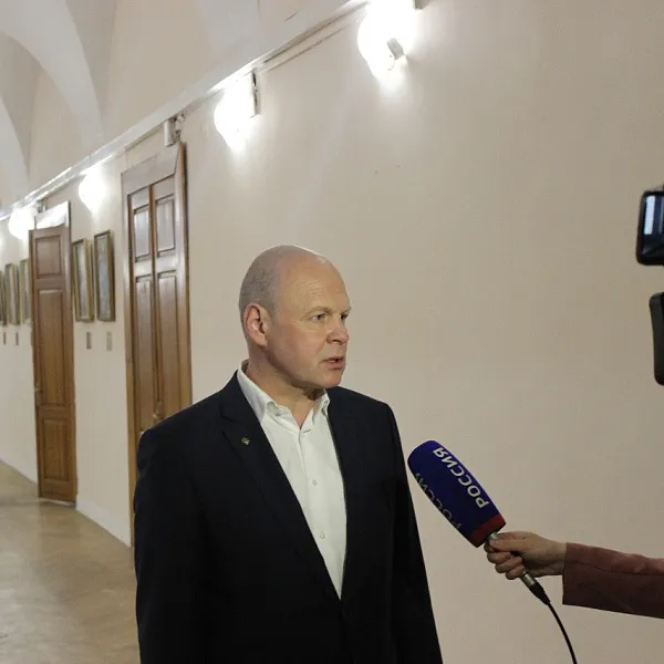 Круглый стол "ИДЕНТИФИКАЦИЯ НЕОПОЗНАННОЙ ЛИЧНОСТИ ПО КОСТНЫМ ОСТАНКАМ И ПЕРСПЕКТИВЫ РАЗВИТИЯ ТОМОГРАФИЧЕСКОГО ИССЛЕДОВАНИЯ В СУДЕБНОЙ МЕДИЦИНЕ", 24 мая 2023 г. - фото 3