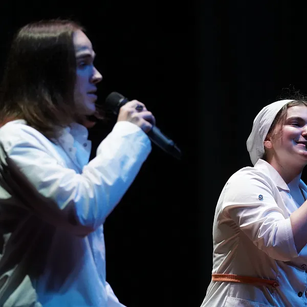  Первокурсники Тверского меда представили свой первый капустник - фото 3