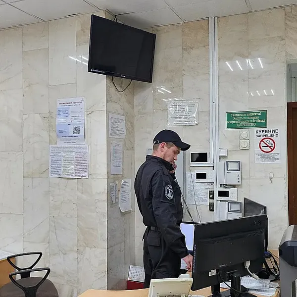 28 августа в Клинике была проведена тактико-специальная тренировка по действиям в случае угрозы совершения террористического акта при обнаружении «взрывоопасного предмета» - фото 7