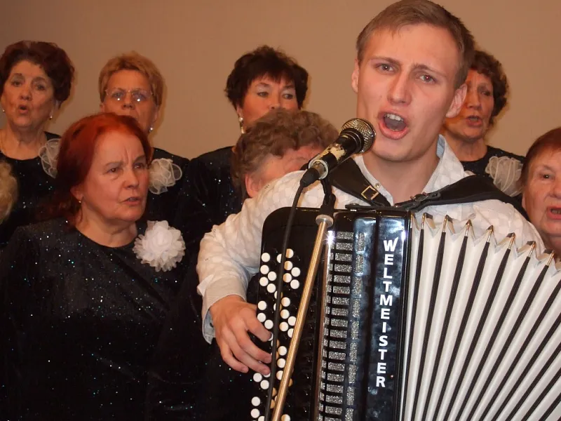 Связь поколений