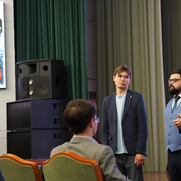 Декан лечебного факультета ТвГМУ рассказал студентам о своей работе в зоне СВО - фото 8