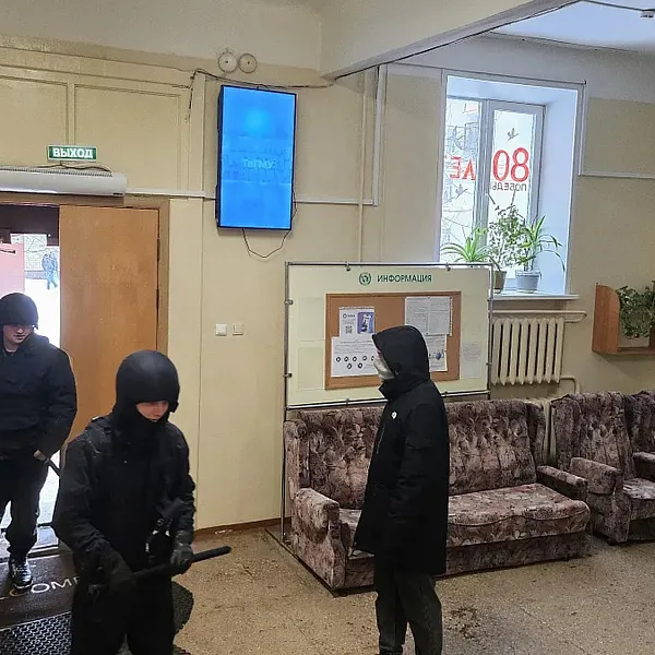 19 февраля в Общежитии №1 была проведена тактико-специальная тренировка по действиям в случае вооруженного нападения - фото 4