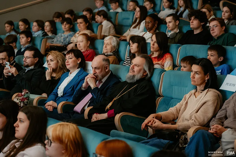 Студенты ТвГМУ приняли участие в закрытом показе фильма «Улица Ангела»