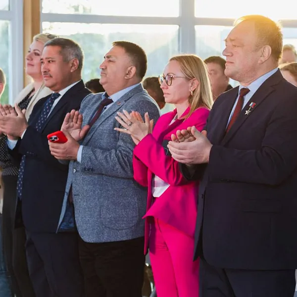 Студентка ТвГМУ победила на межрегиональном патриотическом музыкальном фестивале «Кубок защитника Отечества» - фото 4