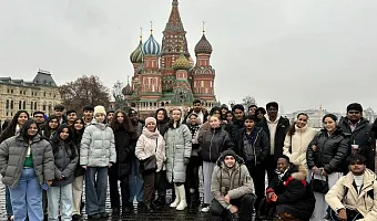 90 иностранных студентов ТвГМУ совершили культурно-просветительскую поездку в Москву