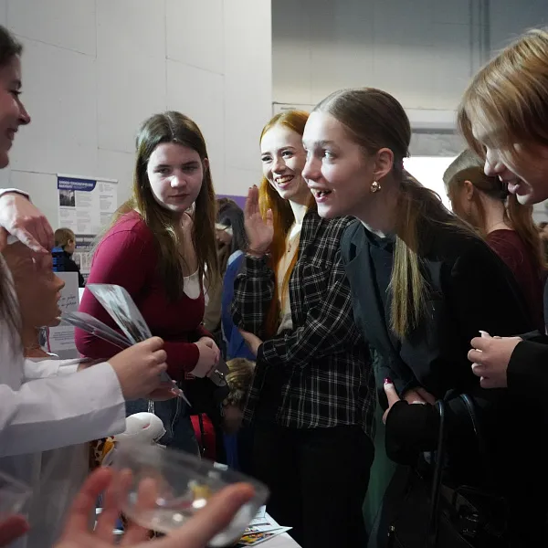 Тверской медуниверситет представил уникальную экспозицию на Форуме тверского студенчества  - фото 2