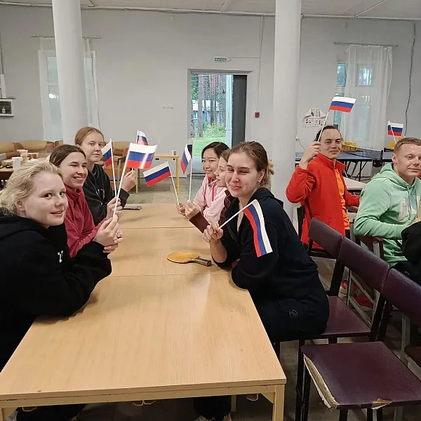 Студенты ТвГМУ приняли активное участие во Всероссийской акции «Цвета Родины» - фото 2