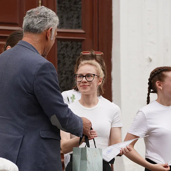 В Тверском медуниверситете прошла патриотическая акция «1418 шагов к Победе» - фото 1