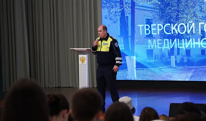 Студентам-медикам рассказали о важности соблюдения правил дорожного движения