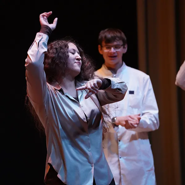  Первокурсники Тверского меда представили свой первый капустник - фото 9