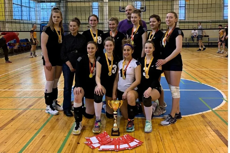 Женская команда волейболисток Тверского ГМУ стала чемпионом Твери