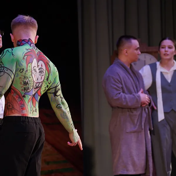 3 курс ТвГМУ расследовал чисто английское убийство в рамках студвесны 2026 - фото 1