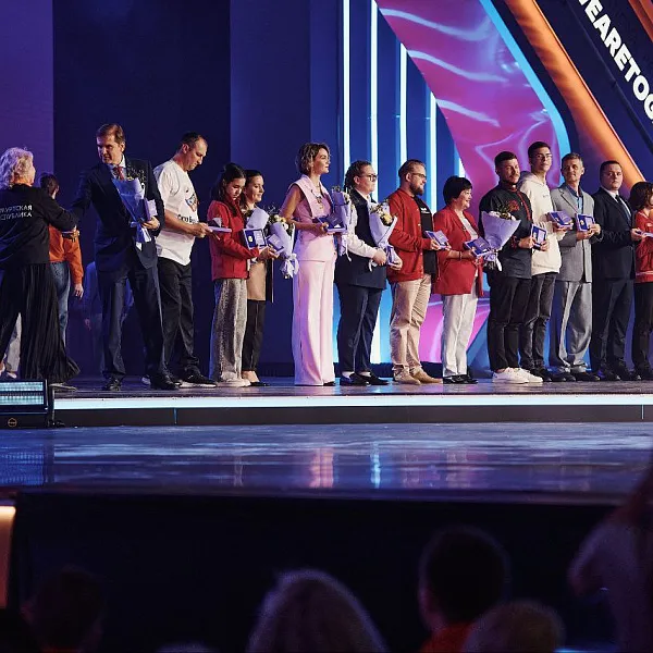 Марк Ефременко награждён знаком «Доброволец России» и признан лучшим координатором волонтеров – медиков  - фото 3