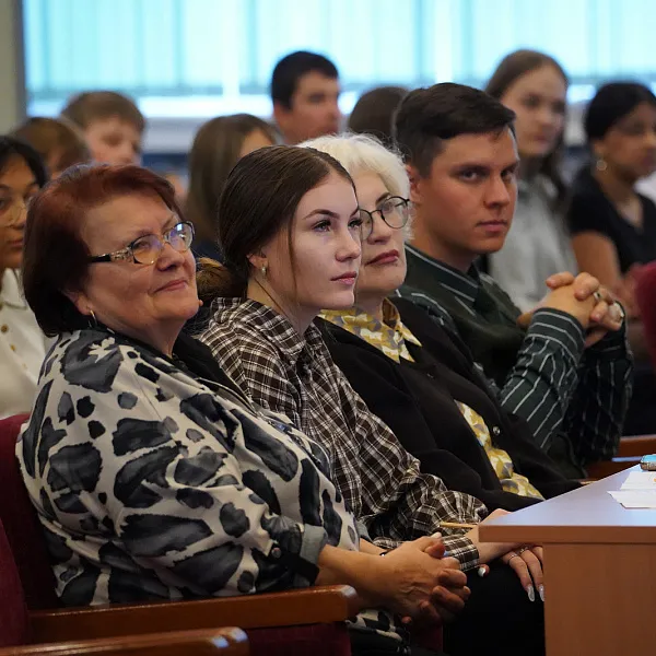 В Гимназии ТвГМУ прошла филологическая викторина «Мы - грамотеи» - фото 5
