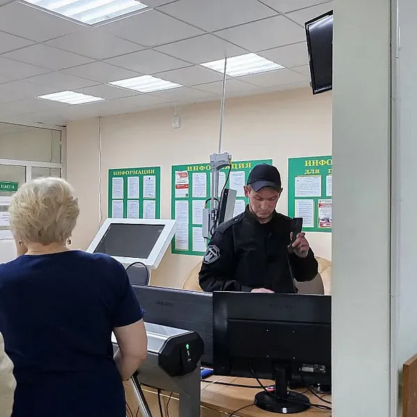 28 августа в Клинике была проведена тактико-специальная тренировка по действиям в случае угрозы совершения террористического акта при обнаружении «взрывоопасного предмета» - фото 1