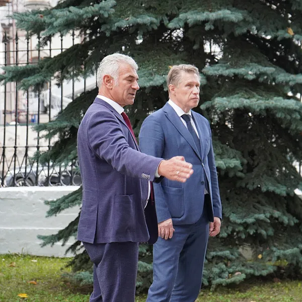 Министр здравоохранения РФ М. А. Мурашко посетил Тверской медуниверситет  - фото 3