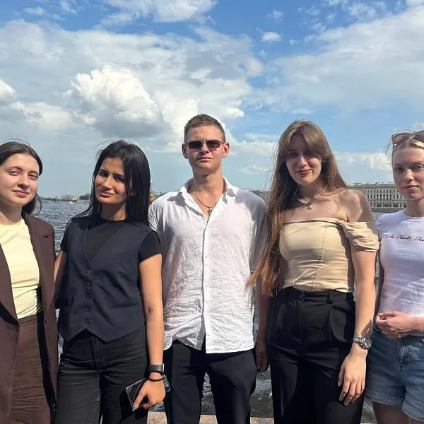 Активисты СПК "Я горжусь - ТвГМУ" награждены поездкой в город Санкт-Петербург - фото 1