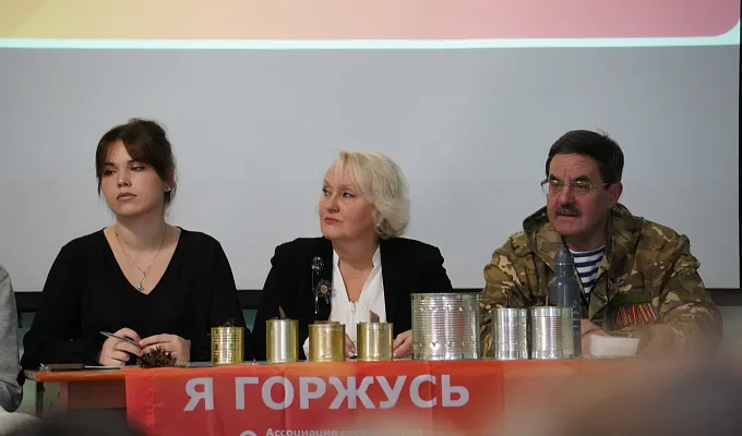 Студенты ТвГМУ встретились с руководством «Союза женщин России» 