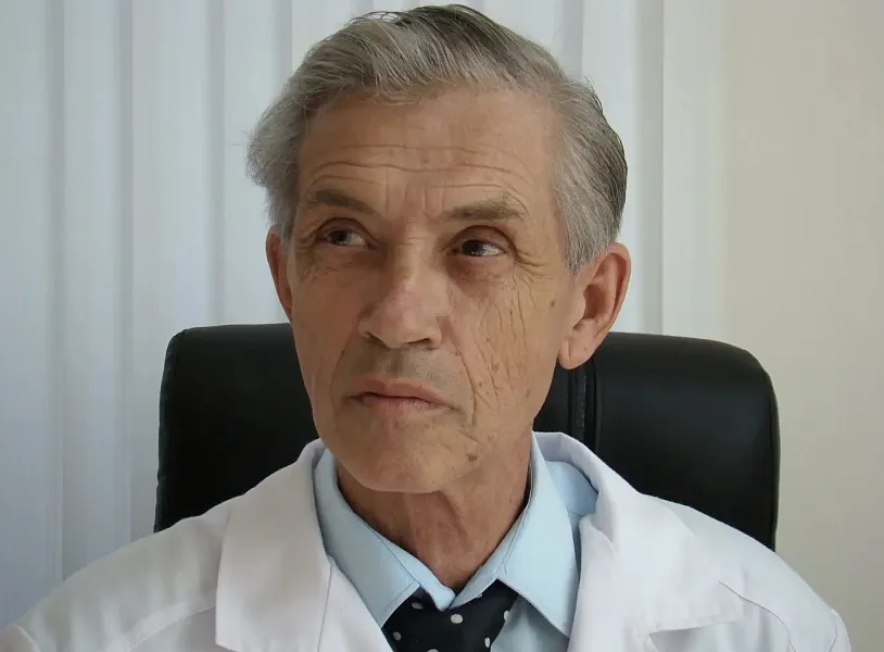 Светлой памяти профессора Кромина А.А. 