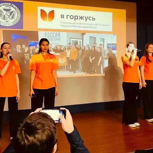 Встреча актива СПК «Я горжусь» и врача-волонтера А.Н. Шарова с учениками православной школы - фото 6