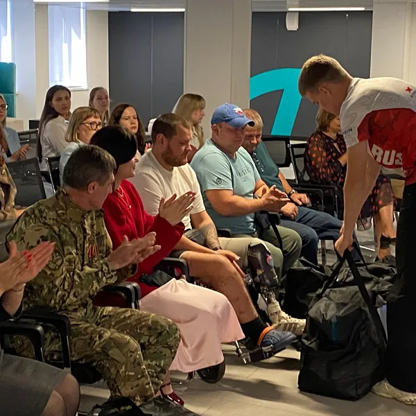 Патриотический клуб «Я горжусь» ТвГМУ  организовал праздник для героев СВО  - фото 8