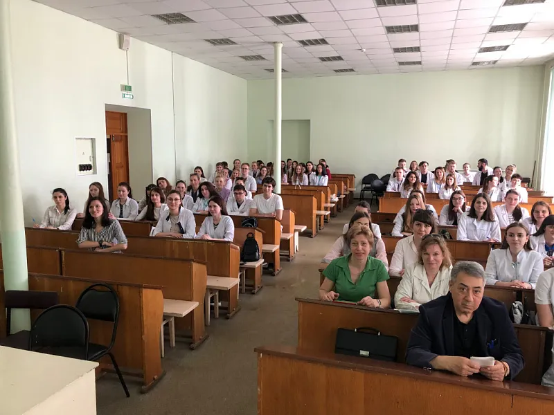 Открытая лекция декана педиатрического факультета