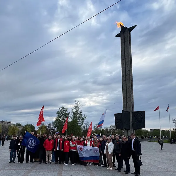 Студенты ТвГМУ присоединились к акции «Молодёжь помнит. Свеча памяти» - фото 2