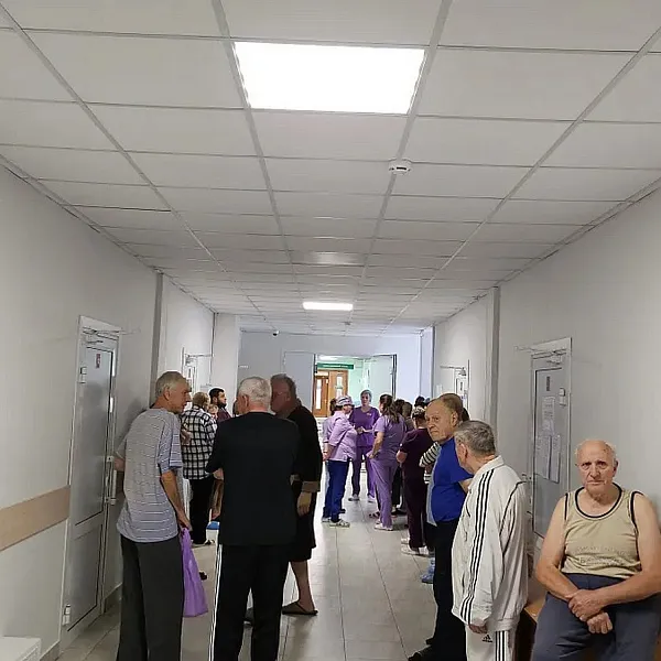 28 августа в Клинике была проведена тактико-специальная тренировка по действиям в случае угрозы совершения террористического акта при обнаружении «взрывоопасного предмета» - фото 5