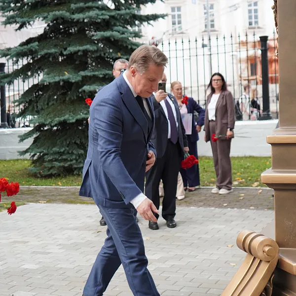 Министр здравоохранения РФ М. А. Мурашко посетил Тверской медуниверситет  - фото 2