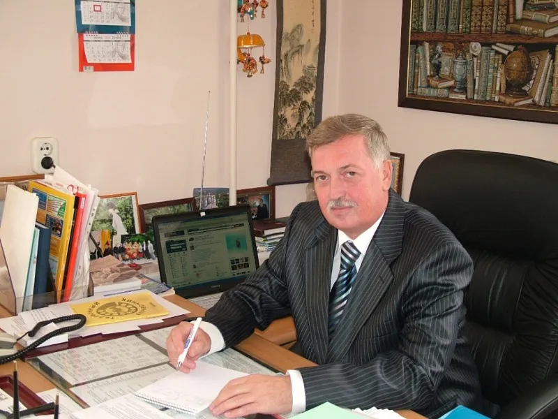 Тверской ГМУ отмечает 75-летие профессора, д.м.н., Червинца В.М. и 70-летие кафедры микробиологии и вирусологии с курсом иммунологии Тверского ГМУ