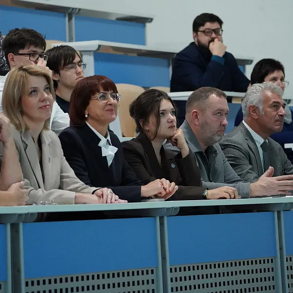 Студенты и сотрудники ТвГМУ заслушали лекцию Министра здравоохранения РФ - фото 2