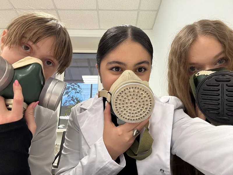 «Юные медики» завершили занятия на кафедре безопасности жизнедеятельности ТвГМУ