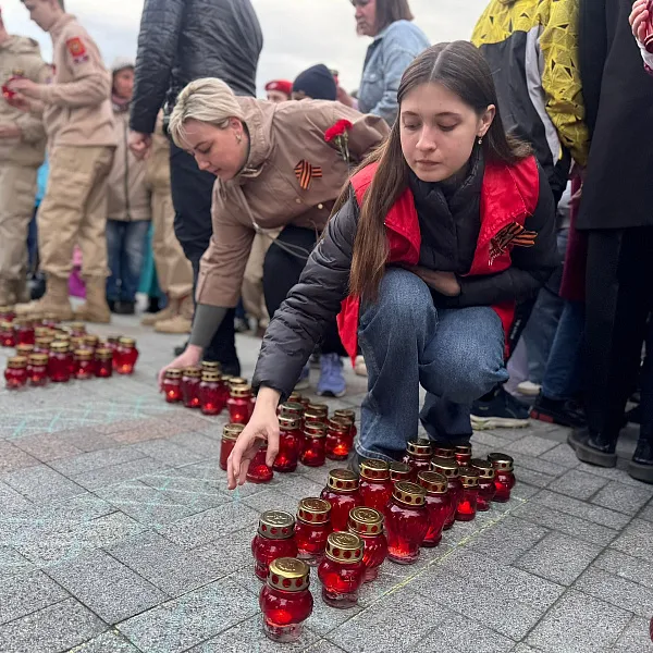 Студенты ТвГМУ присоединились к акции «Молодёжь помнит. Свеча памяти» - фото 1