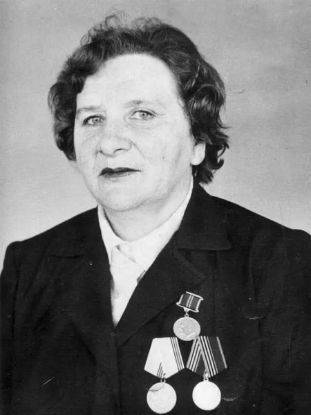 Поздравление с 90-летием ветерана Великой Отечественной войны, бывшего сотрудника Тверской государственной медицинской академии Поздравление с 90-летием ветерана Великой Отечественной войны, бывшего сотрудника Тверской государственной медицинской академии