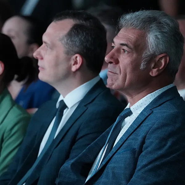 В Тверском медуниверситете прошел выпускной для 522 будущих врачей - фото 1